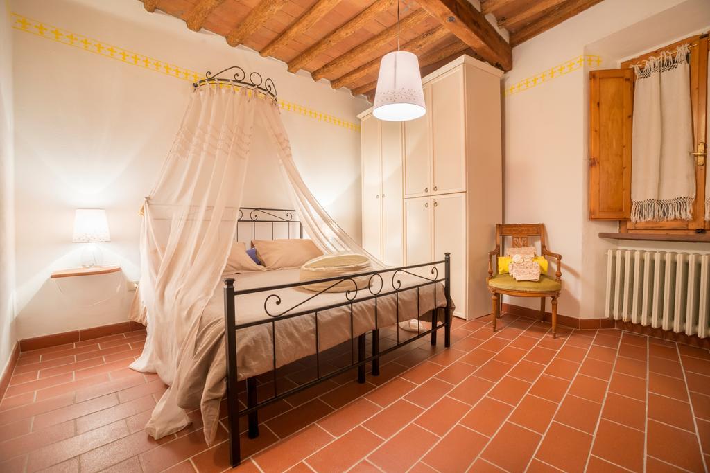 Tognazzi Casa Vacanze - Casa Il Giglio Чертальдо Экстерьер фото